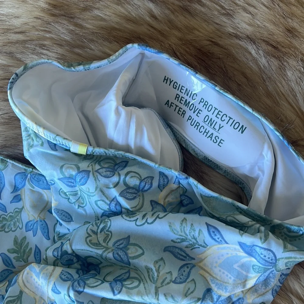 Summersalt Mini-Ruffle Ruched Swimsuit/Headband/Scrunchie/Bag Set - Picture 11 of 16